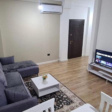 Avi - Daily Rent Apartment Тирана Экстерьер фото